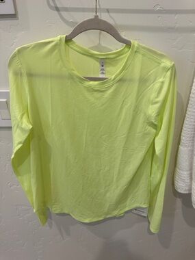 Women's High Neck Run and Train Neon Yellow Long Sleeve Performance Top